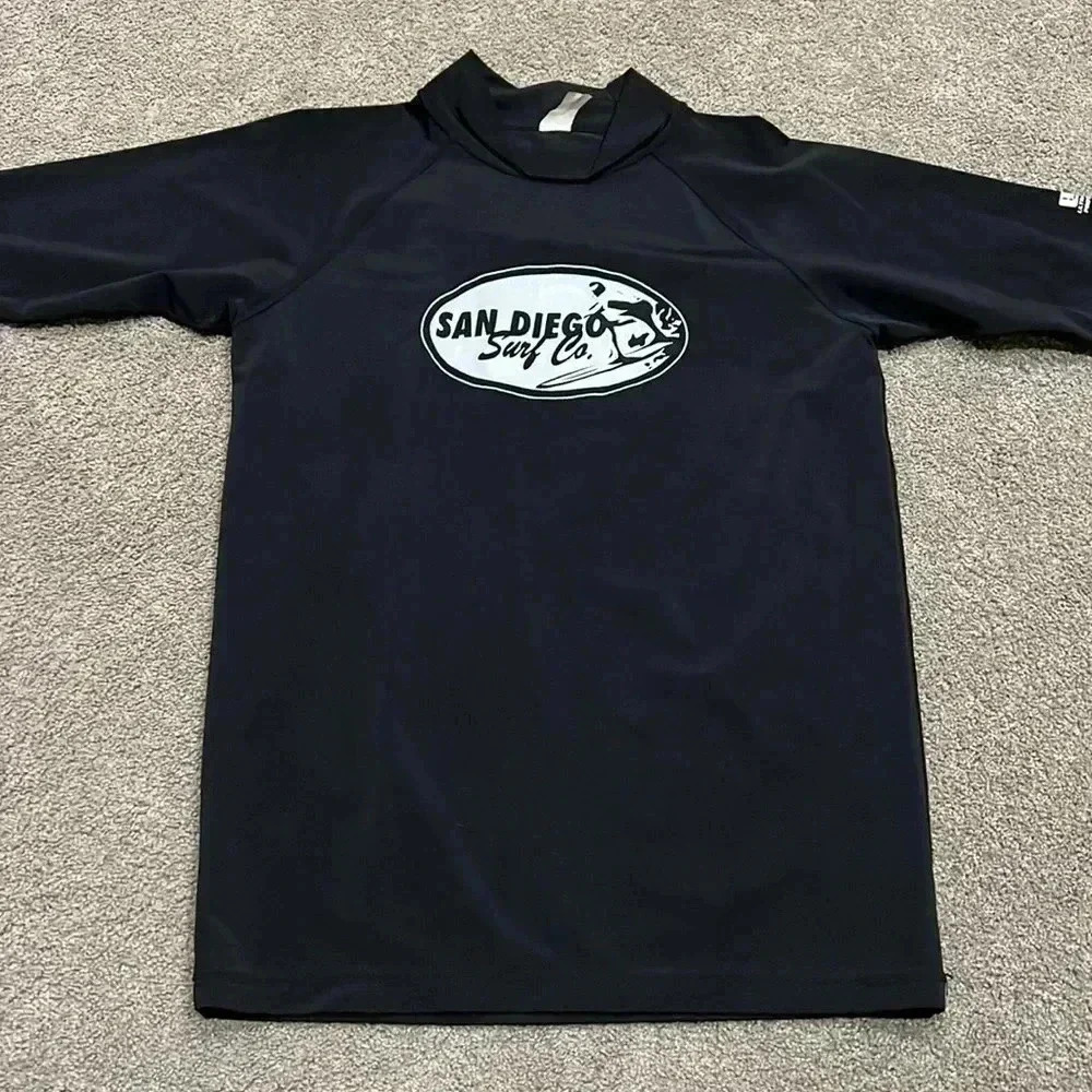 (16) rash guard  swim top